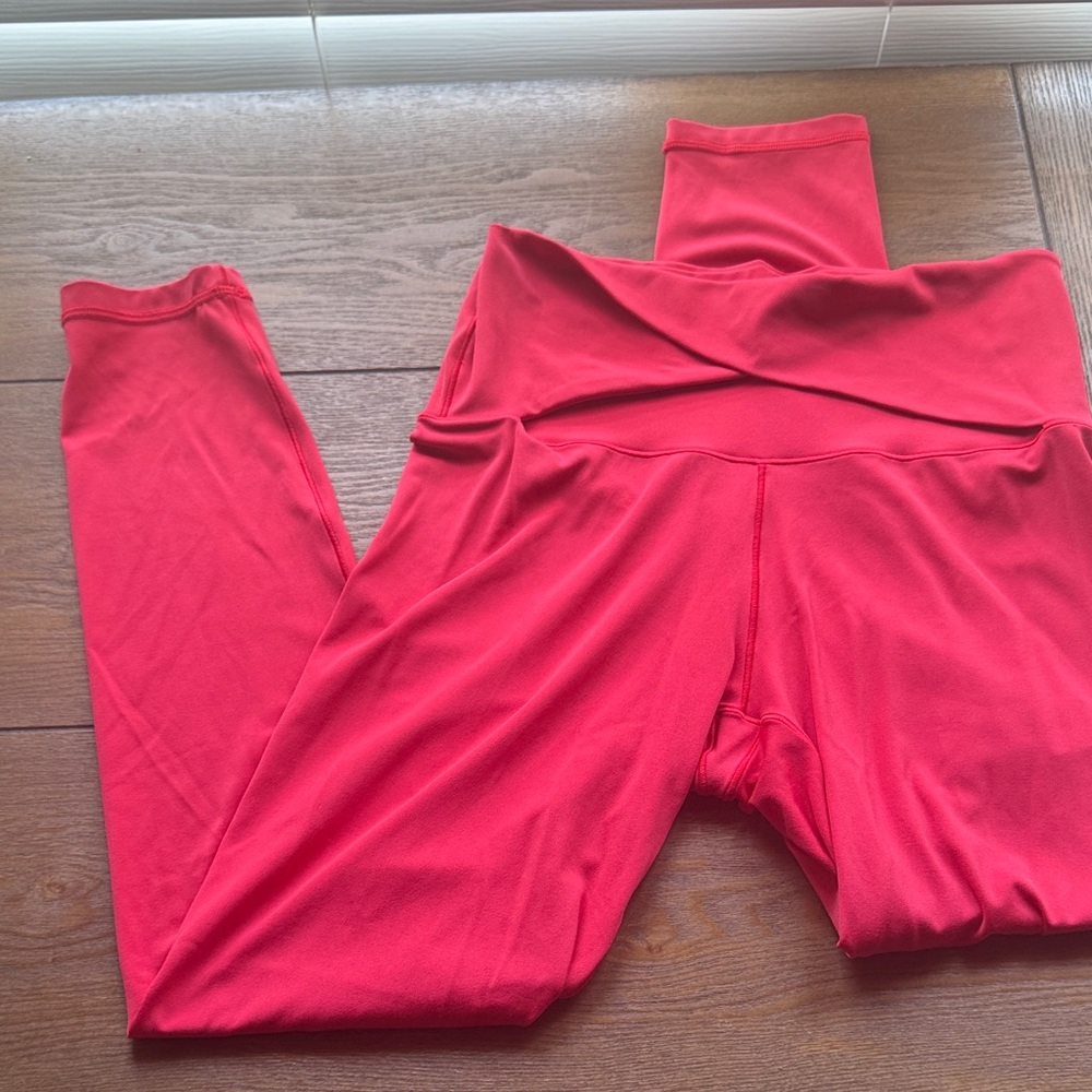 NWT - Offline (Aerie) Women's Red High-Waisted Leggins